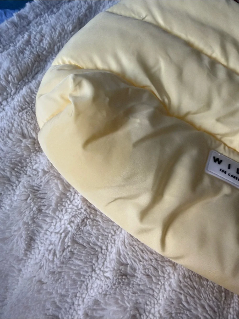 Wilo yellow cosmetic puffer bag